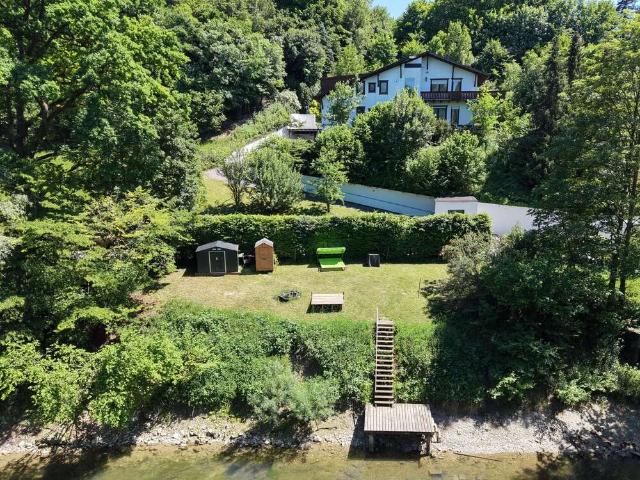 Haus zum Kaufen in Grafrath 1.980.000,00 EUR 425 m²