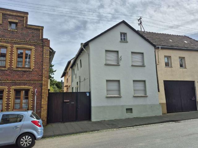 Haus zum Kaufen in Grafschaft 349.000,00 EUR 221 m²