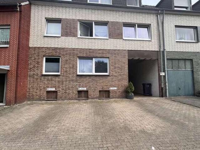 Haus zum Kaufen in Grevenbroich Neuenhausen 550.000,00 EUR 331 m²