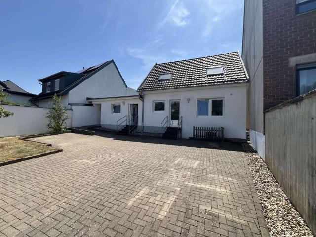 Haus zum Kaufen in Grevenbroich 329.900,00 EUR 111 m²