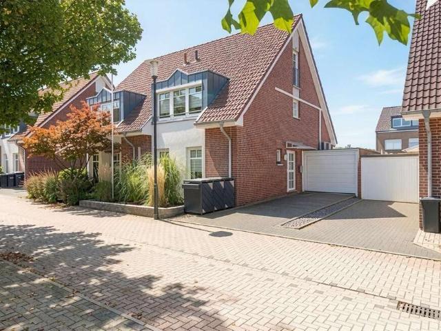 Haus zum Kaufen in Grevenbroich 480.000,00 EUR 114 m²