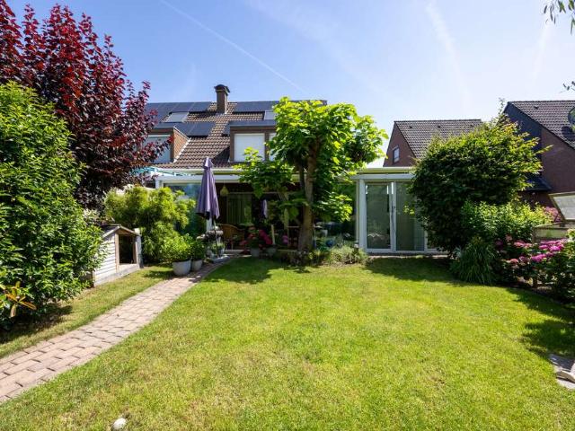 Haus zum Kaufen in Grevenbroich 529.000,00 EUR 150 m²