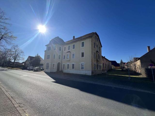 Haus zum Kaufen in Grimma OT Großbothen 649.000,00 EUR 2400 m²