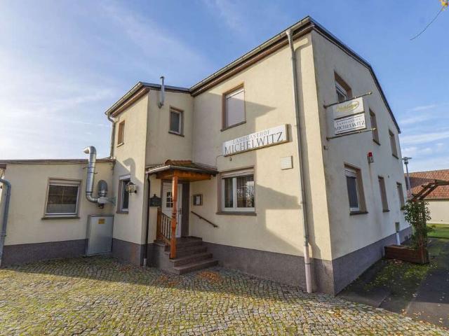 Haus zum Kaufen in Groitzsch Michelwitz 280.000,00 EUR 628 m²