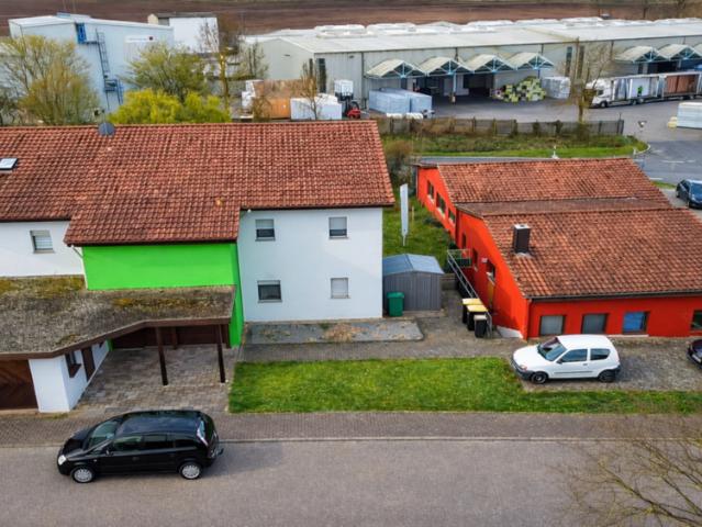 Haus zum Kaufen in Grombach 585.000,00 EUR 256 m²