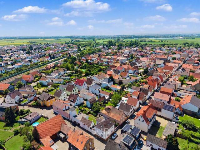 Haus zum Kaufen in Groß Rohrheim 599.000,00 EUR 140 m²