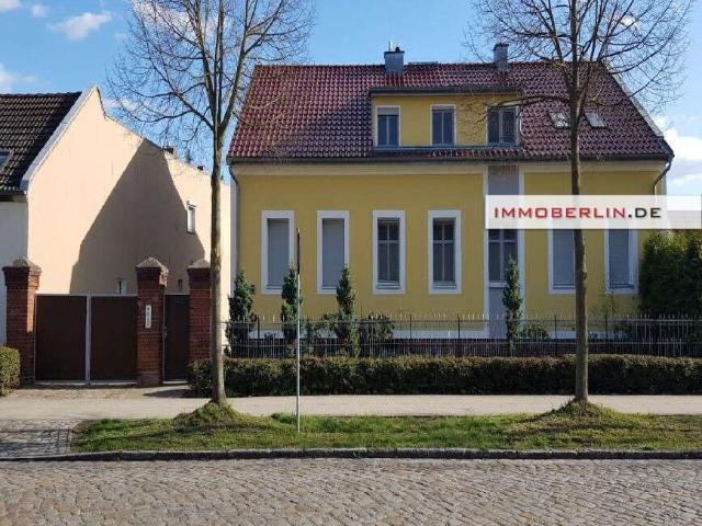 Haus zum Kaufen in Großbeeren 2.100.000,00 EUR 400 m²