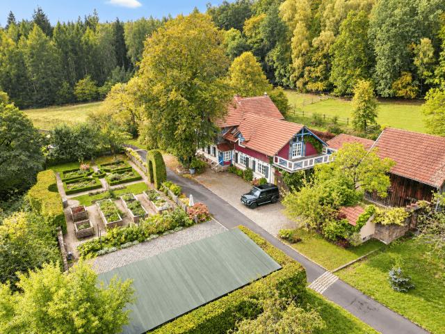 Haus zum Kaufen in Großenlüder 790.000,00 EUR 255 m²