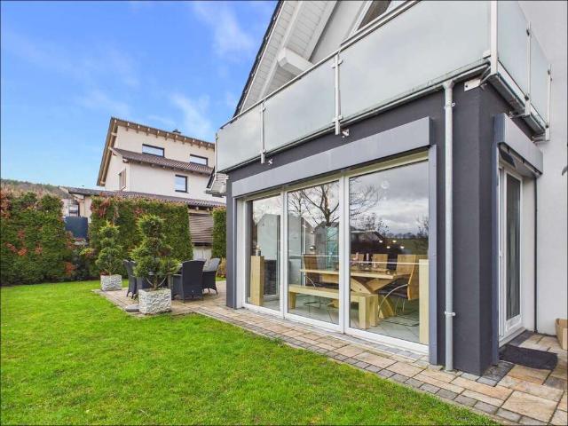 Haus zum Kaufen in Großostheim Wenigumstadt 869.000,00 EUR 255 m²