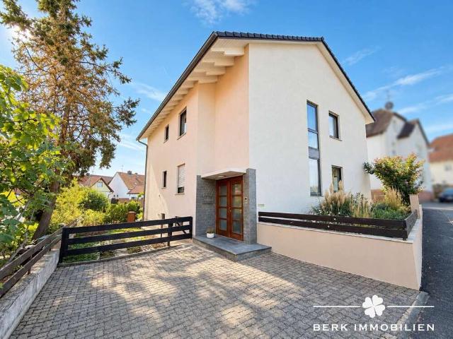 Haus zum Kaufen in Großostheim 499.000,00 EUR 169.6 m²