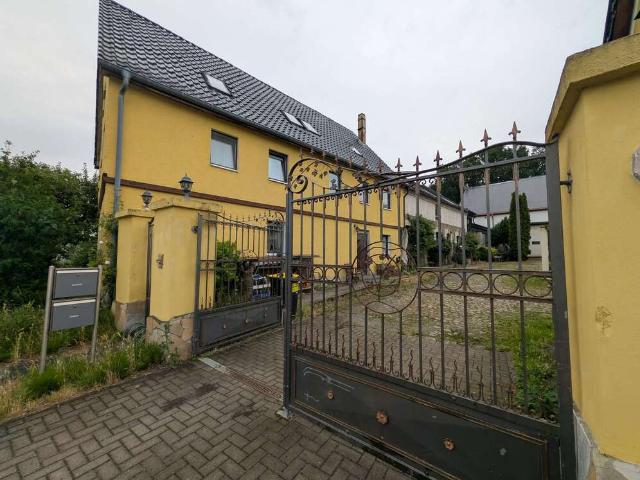Haus zum Kaufen in Großpösna 680.000,00 EUR 350 m²