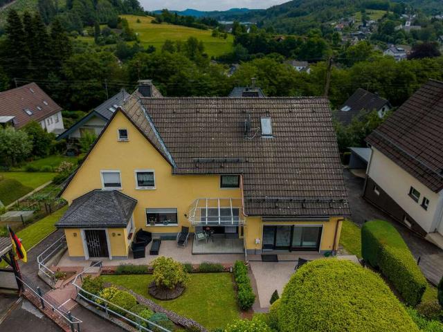 Haus zum Kaufen in Gummersbach 395.000,00 EUR 211 m²