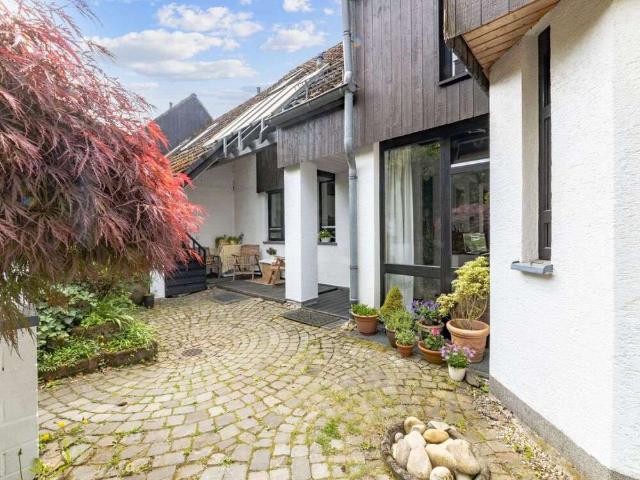 Haus zum Kaufen in Gummersbach 440.000,00 EUR 163 m²