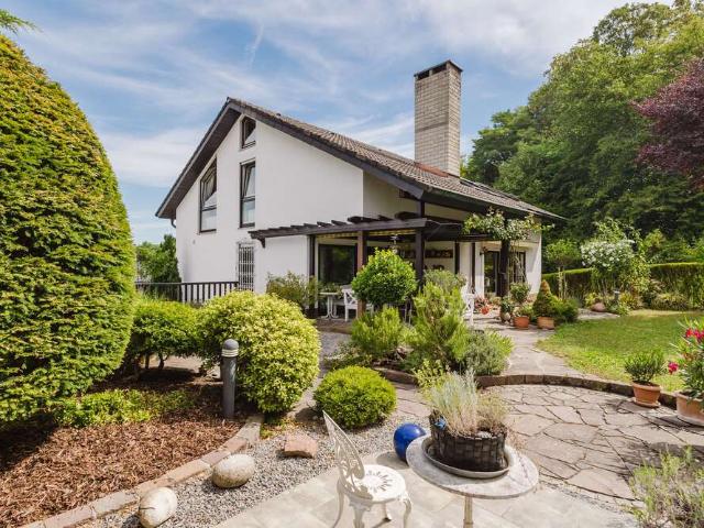 Haus zum Kaufen in Gundelfingen 1.200.000,00 EUR 198.8 m²