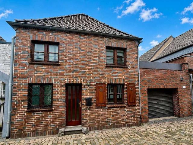 Haus zum Kaufen in Dormagen 376.000,00 EUR 95 m²
