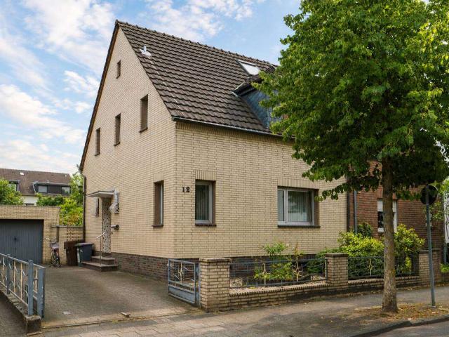 Haus zum Kaufen in Dormagen 430.000,00 EUR 96.28 m²