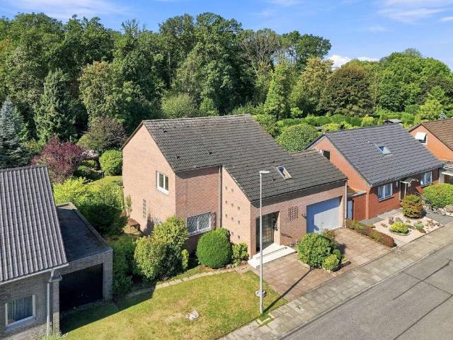 Haus zum Kaufen in Dormagen 595.000,00 EUR 147 m²