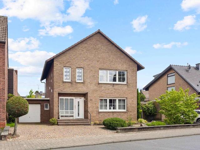 Haus zum Kaufen in Dormagen Delhoven 549.000,00 EUR 112 m²