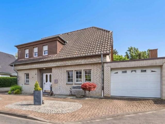 Haus zum Kaufen in Dormagen Horrem 814.000,00 EUR 140 m²