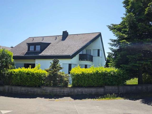 Haus zum Kaufen in Dörscheid 339.000,00 EUR 210 m²