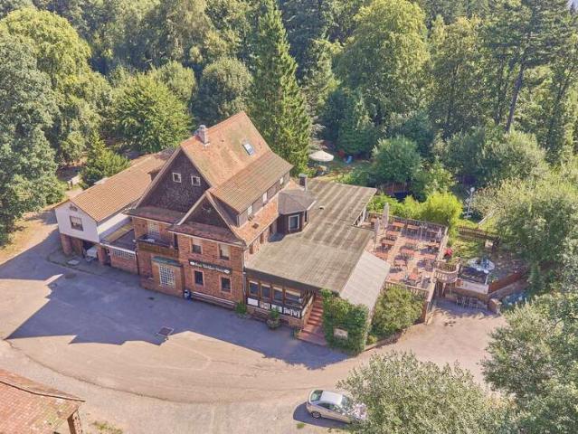 Haus zum Kaufen in Dossenheim 1.650.000,00 EUR 661 m²