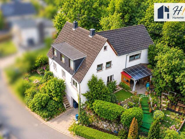 Haus zum Kaufen in Dausenau 270.000,00 EUR 195.73 m²
