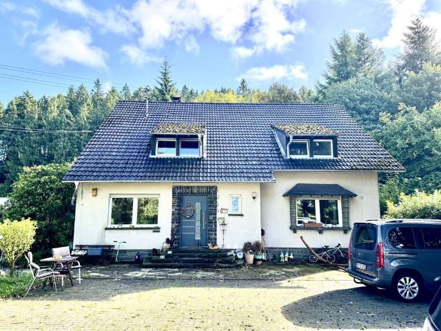 Haus zum Kaufen in Dahlem – Berk 349.000,00 EUR 250 m²