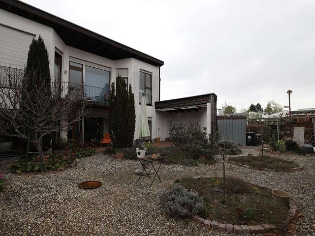 Haus zum Kaufen in Darmstadt Kranichstein 670.000,00 EUR 161.57 m²