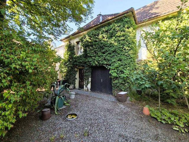 Haus zum Kaufen in Darmstadt 1.200.000,00 EUR 180 m²