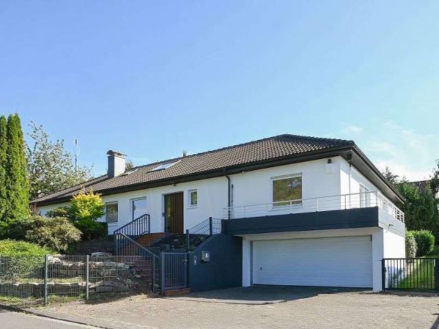 Haus zum Kaufen in Detmold 549.000,00 EUR 220 m²