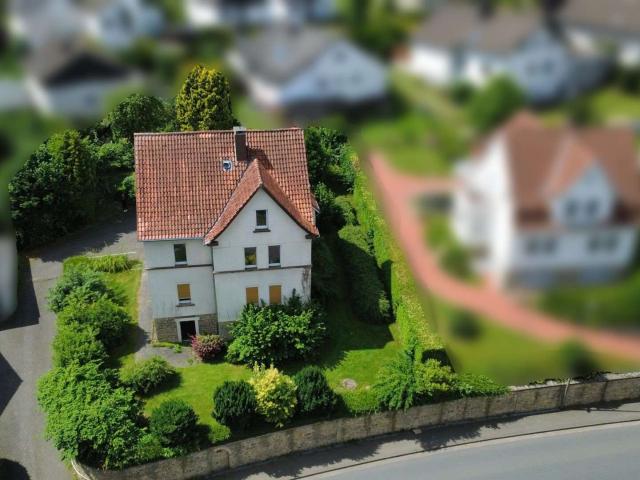 Haus zum Kaufen in Detmold 350.000,00 EUR 260 m²