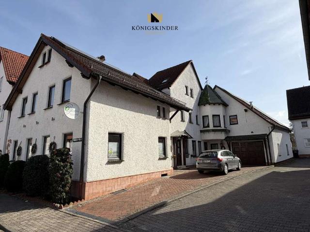 Haus zum Kaufen in Dettingen unter Teck 690.000,00 EUR 197 m²