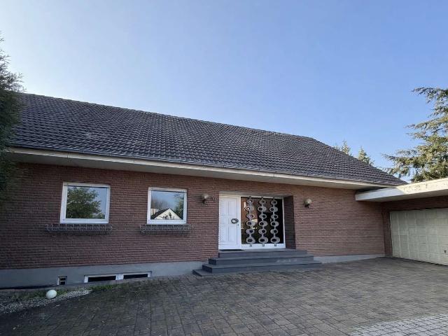 Haus zum Kaufen in Delbrück Anreppen 449.000,00 EUR 155.44 m²