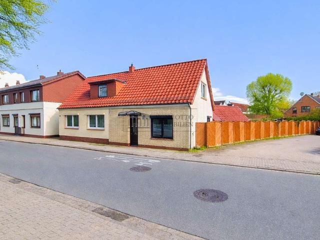 Haus zum Kaufen in Delmenhorst 286.500,00 EUR 110.04 m²