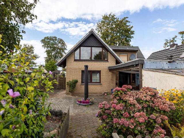 Haus zum Kaufen in Delmenhorst 293.000,00 EUR 167.07 m²