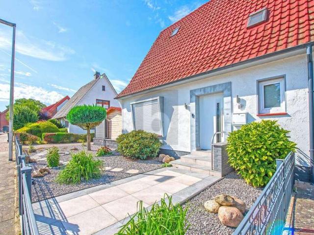 Haus zum Kaufen in Delmenhorst 320.000,00 EUR 120 m²