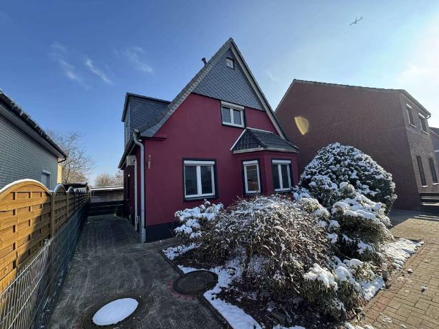 Haus zum Kaufen in Delmenhorst 320.000,00 EUR 156 m²