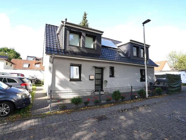 Haus zum Kaufen in Delmenhorst 395.000,00 EUR 129.82 m²