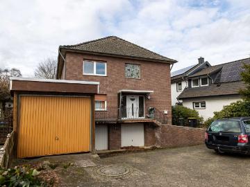 Haus zum Kaufen in Delmenhorst 418.000,00 EUR 200 m²