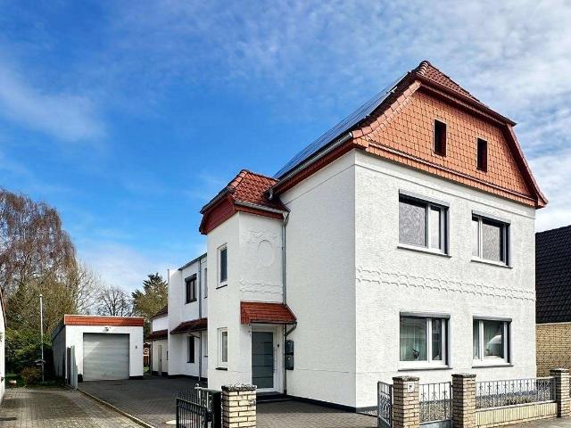 Haus zum Kaufen in Delmenhorst 568.000,00 EUR 243 m²