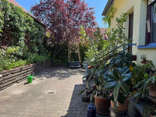 Haus zum Kaufen in Ditzingen 349.000,00 EUR 138.98 m²