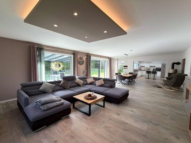 Haus zum Kaufen in Diedorf 899.000,00 EUR 178.27 m²