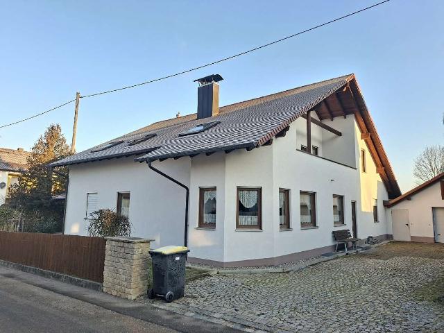 Haus zum Kaufen in Diedorf 945.000,00 EUR 330 m²