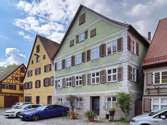 Haus zum Kaufen in Dinkelsbühl 649.000,00 EUR 230 m²