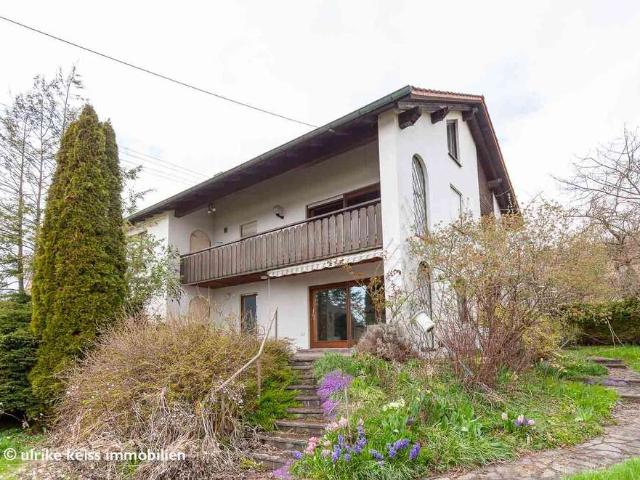 Haus zum Kaufen in Dinkelscherben 370.000,00 EUR 242 m²