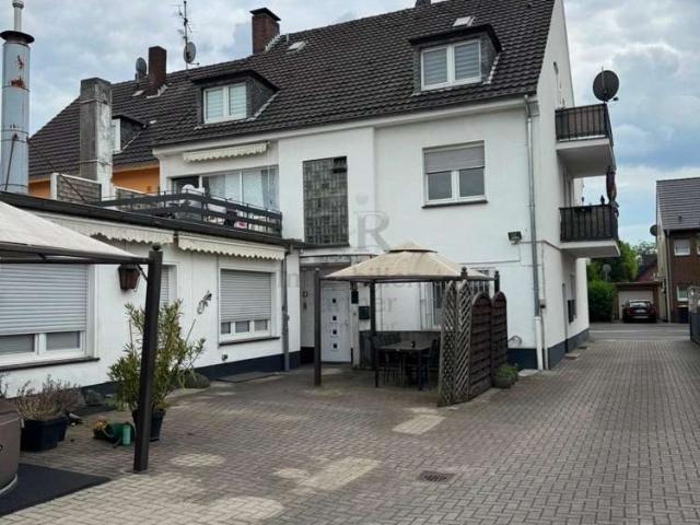 Haus zum Kaufen in Dinslaken 595.000,00 EUR 362 m²