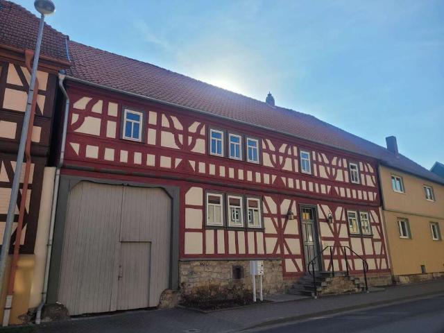 Haus zum Kaufen in Drei Gleichen 365.000,00 EUR 156 m²