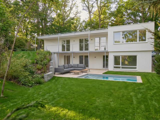 Haus zum Kaufen in Dreieich 1.460.000,00 EUR 208 m²