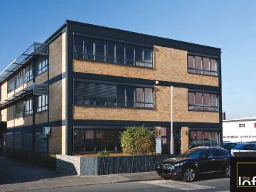 Haus zum Kaufen in Dreieich 2.590.000,00 EUR 41 m²