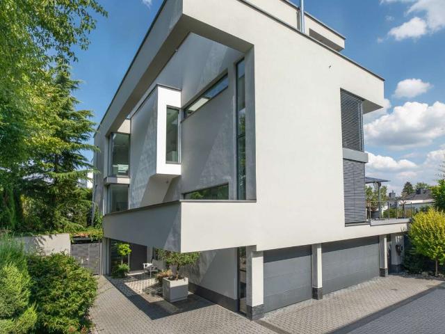 Haus zum Kaufen in Dreieich 2.995.000,00 EUR 475 m²